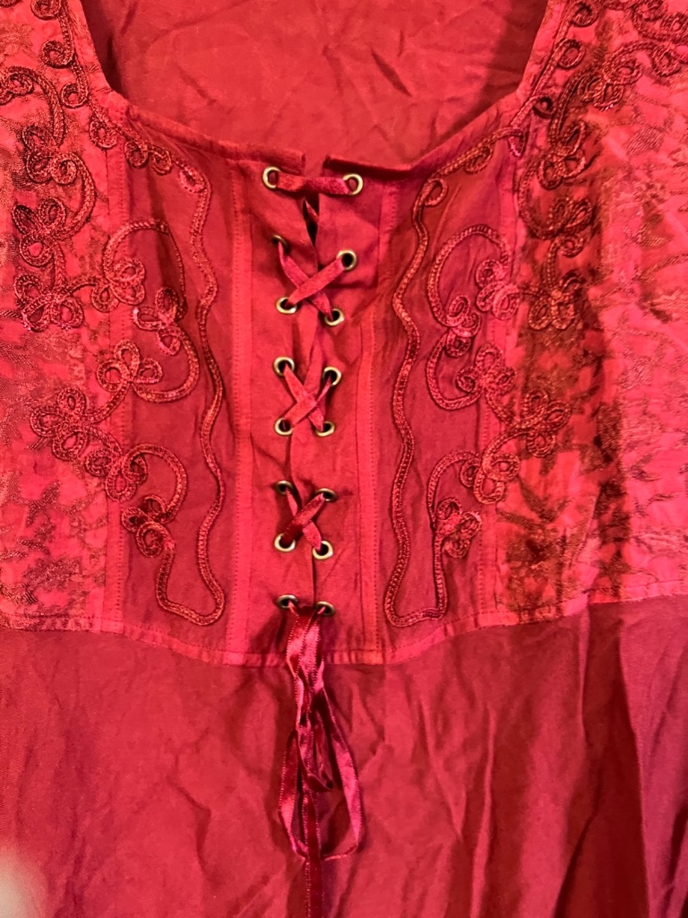 Lace-Up Scoop Neck Tunic Top in Deep Red - Picture 4 of 9
